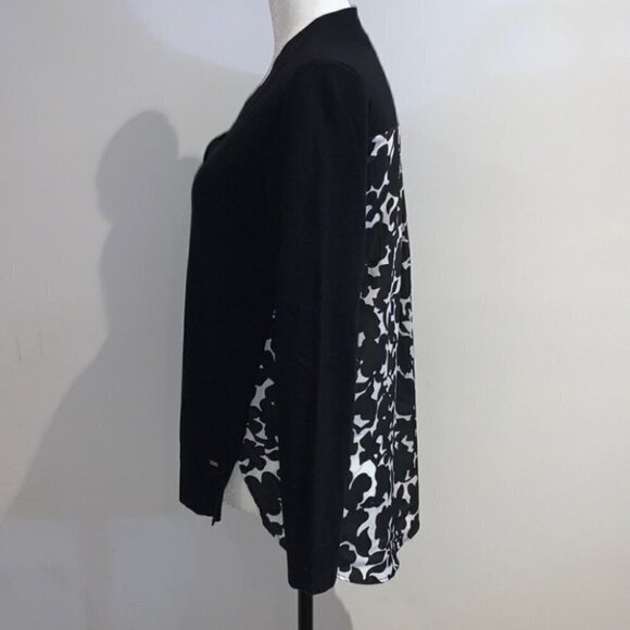 Tommy Hilfiger black/white floral chiffon V-neck sweater size Small - Picture 6 of 13